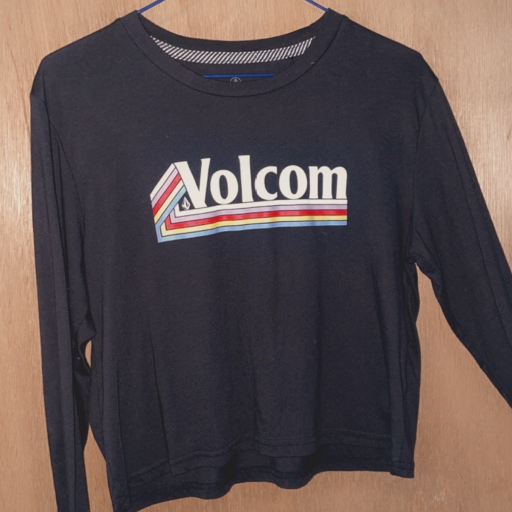 Long crop sleeve , wore it 2-3 times